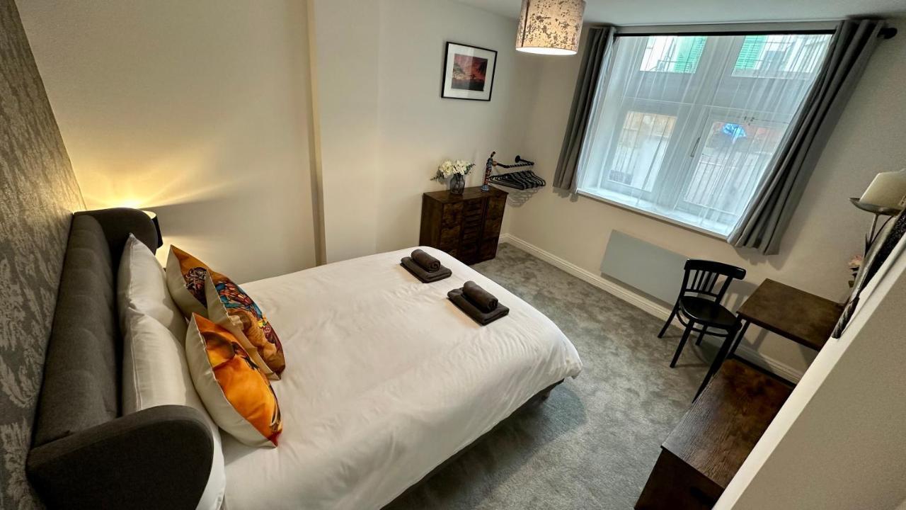 Stylish & Cosy - Flat 6, Osborne Road Daire Pontypool Dış mekan fotoğraf