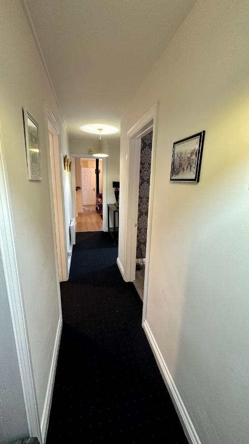 Stylish & Cosy - Flat 6, Osborne Road Daire Pontypool Dış mekan fotoğraf